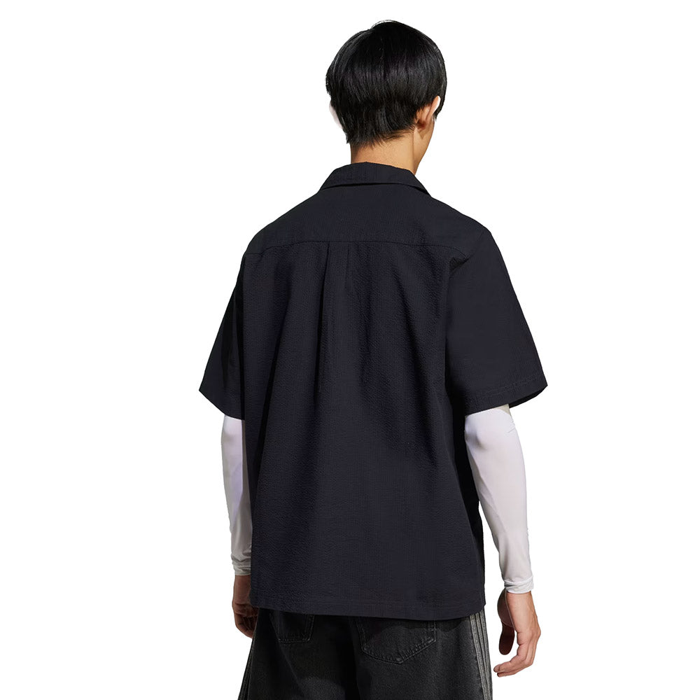 ESSENTIALS SEERSUCKER SHORT SLEEVE SHIRT