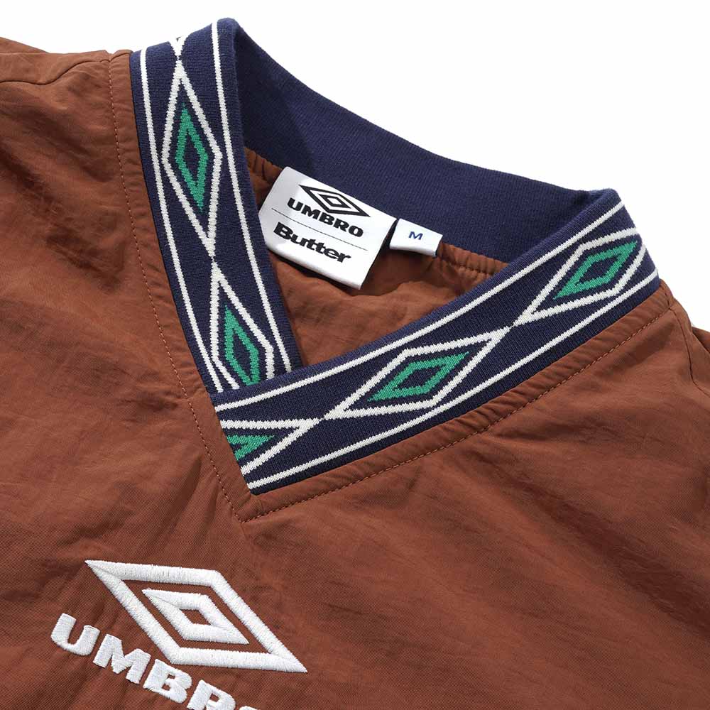 X UMBRO TRAINING PULLOVER CHOCOLATE