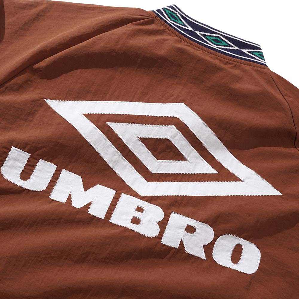 X UMBRO TRAINING PULLOVER CHOCOLATE